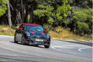 MINI John Cooper Works 231Ps 